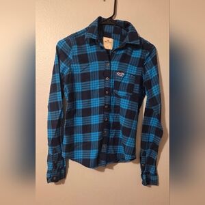 EUC HOLLISTER Blue and Black Plaid Button-Up Shirt